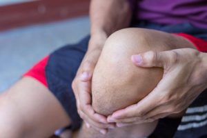 【変形性膝関節症】は女性に多発！対処法と軽減対策を徹底解説