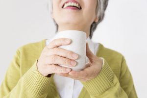 paylessimages141230710.jpg - senior woman drinking tea