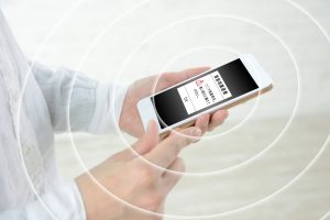 Earthquake early warning system with smart phone in Japan