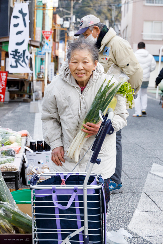 勝浦朝市