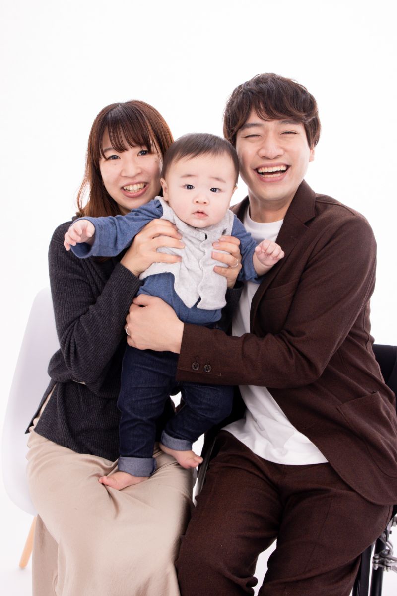 寺田ユースケさんと妻、息子さん