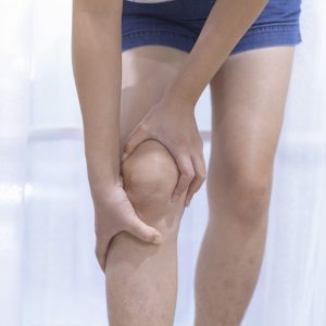 自分で治すひざ痛　患者の9割が症状が改善した「ひざほぐしストレッチ」をイラストで柔道整復師が解説