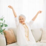 世界的な長寿研究の第一人者が指南する歳をとっても頭を元気に保つための方法「いつまでも挑戦を続ける」「ボランティアへの参加」