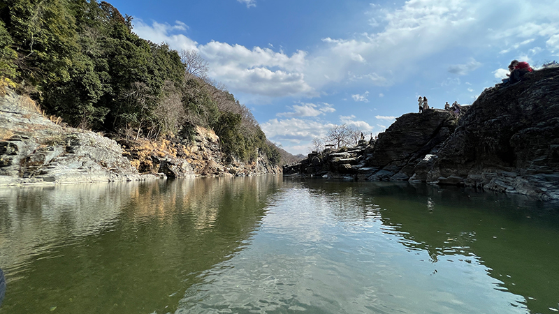 山と川と空の写真