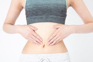 内臓をケアして老化を防ぐ|「糖質は少し控える」「腸脳相関に注目、幸せノートを書く」など今日から始める30の新習慣