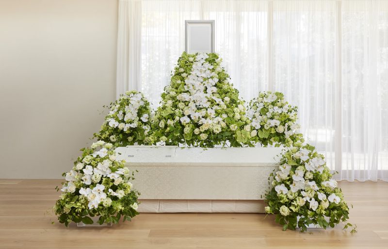 自宅葬花祭壇「こもれび」