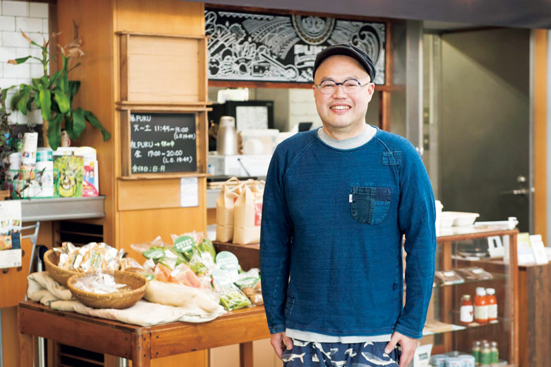 鳥海さんは、フードロス削減を目指し、主に千葉県の農家から野菜の買い取り、販売を行う。
