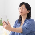 眼科医直伝！【老眼・白内障・緑内障】を予防する9つの習慣｜デジタル機器を使うなら「20-20-20ルール」で目を守る