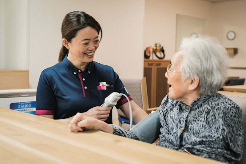 24時間常駐の看護師が行き届いた医療ケアを行う