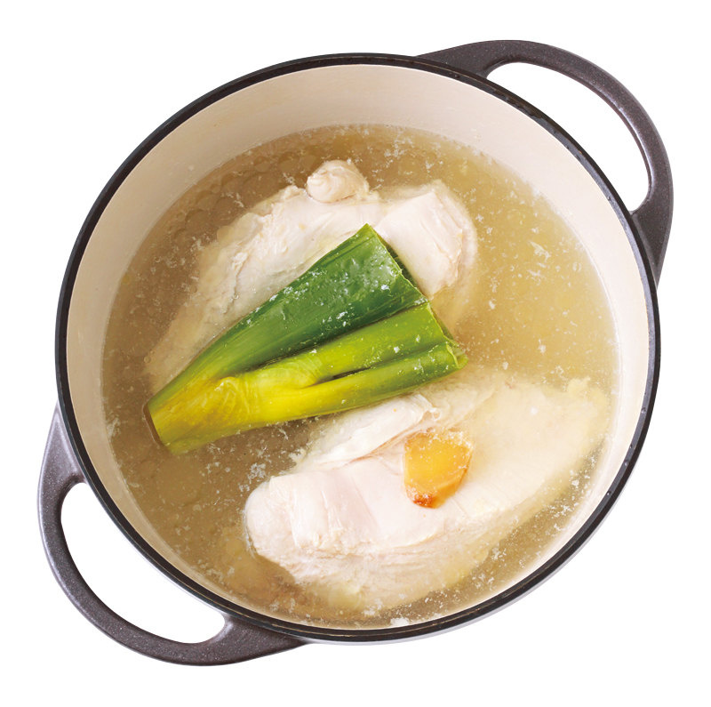 ゆで汁はスープに活用できる「ゆで鶏」