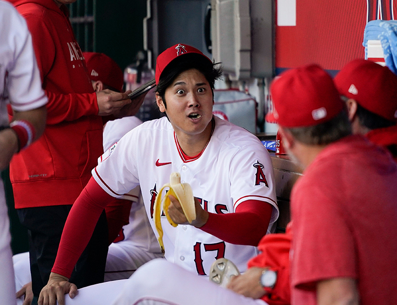 大谷翔平選手もバナナを食べるのは川﨑選手の影響!?