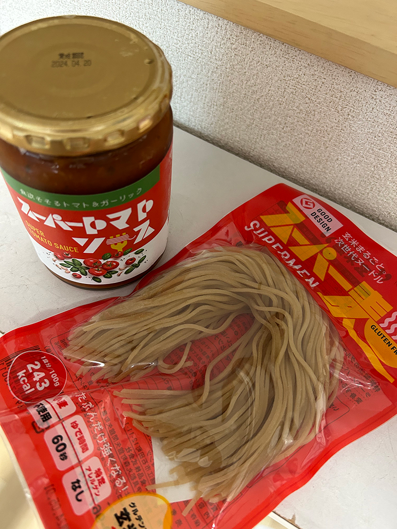 グルテンフリーの玄米パスタ「スーパー麺」