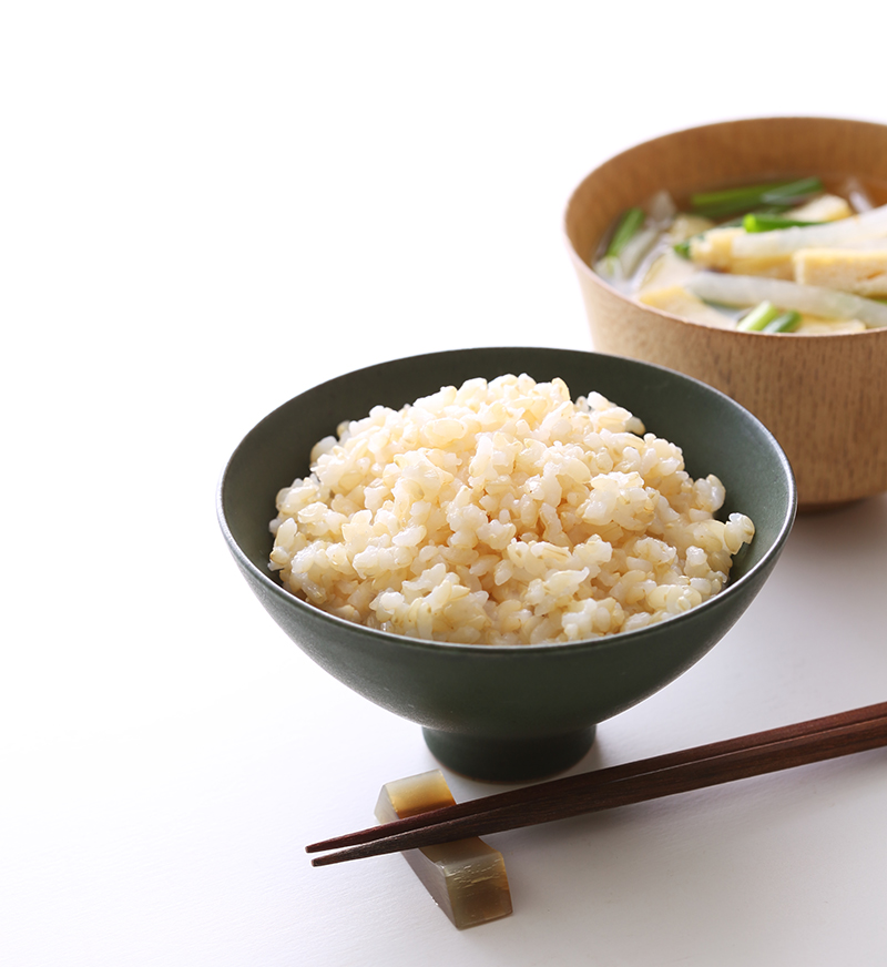 玄米ご飯と野菜の味噌汁