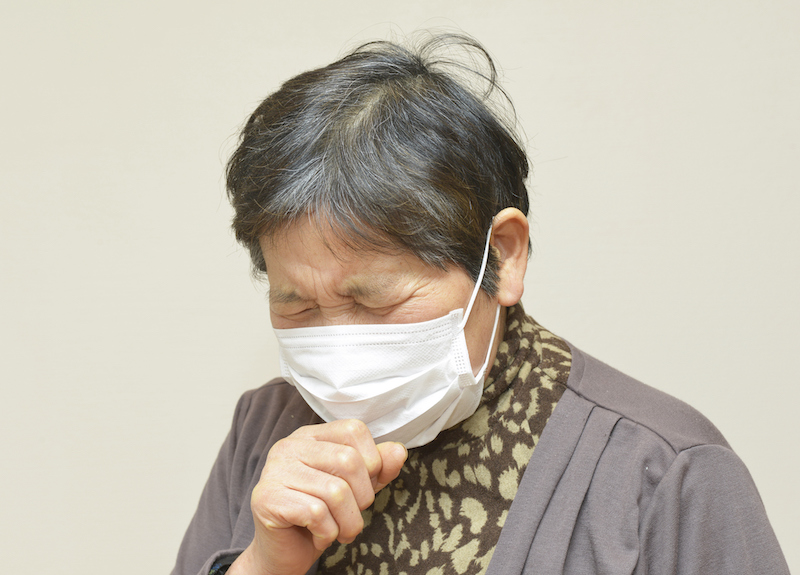 肺炎で亡くなる人のほとんどが65歳以上の高齢者。風邪と肺炎の違いを知り対策をしたい