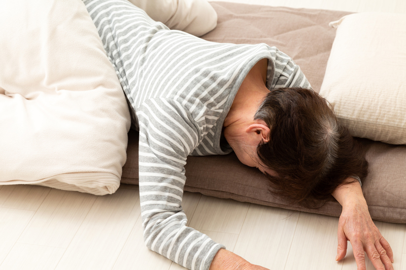 最新研究で判明した「脳卒中と枕」の関係「高さ12cm以上の枕で寝てはいけない」理由を医師が解説 (1/1)| 介護ポストセブン