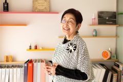 90歳とは思えない！小林さんの生き生きとした立ち姿