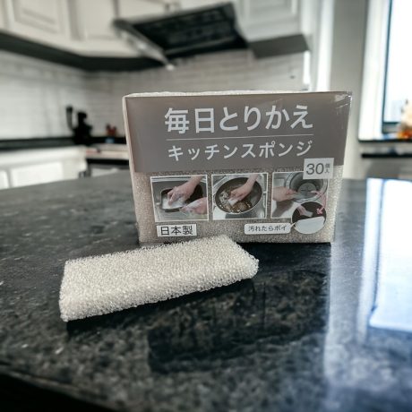 ホームセンターなどでも売られている使い捨てキッチンスポンジ