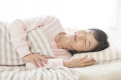 睡眠の質は認知機能に影響も「ソファで寝落ち」ほかやってはいけない睡眠6選【専門医解説】