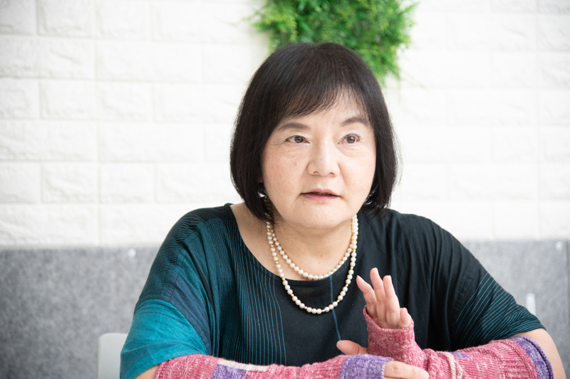 信友直子さん