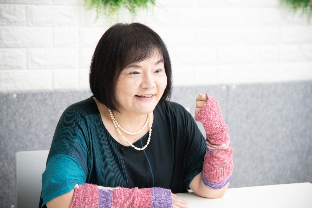 信友直子さん