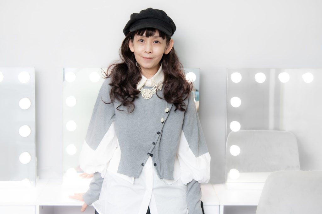 鈴木早智子さん