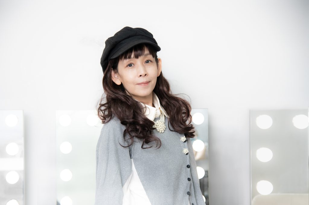 鈴木早智子さん