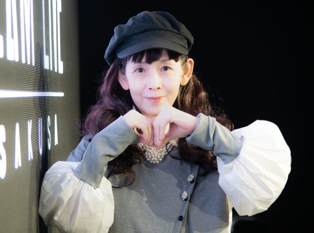 鈴木早智子さん