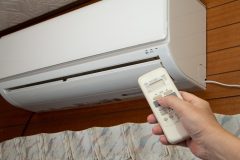 猛暑でエアコンが悲鳴！都民のお得な助成制度「省エネ家電への買い替えで7万円値引きも」【FP解説】