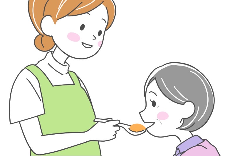 食事を与えている
