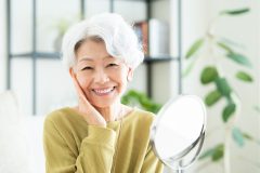 「1日5回笑いましょう。高齢者こそ暮らしに笑顔を」医師が明かす免疫力を上げる笑いの必要性