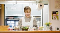 pokkomaさん（67才）モーニングルーティン動画が145万回再生「働き詰めの人生からVlogに出会って人生が変わった」