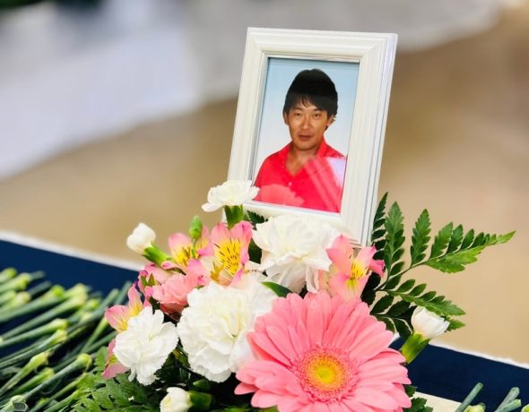 倉田真由美さんの夫、叶井俊太郎さんの遺影
