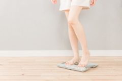 《体重が減らなくなった…》ダイエットがうまくいかない“停滞期”の抜け出し方を有名トレーナーが指南