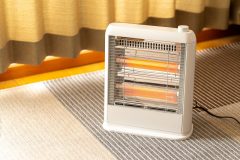 暖房で室内が乾燥し、火災のリスクも…（Ph／イメージマート）