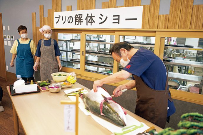 毎日の食事やイベント食にこだわった高齢者ホーム（写真は『ユタリト船橋』）