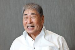 「妻に邪魔者扱いされ、家に居場所がない」リタイア後の男性の悩みに毒蝮三太夫が喝を入れる｜「マムちゃんの毒入り相談室」第82回