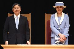 日本感染症学会の創立100周年記念式典に出席された天皇皇后両陛下（2026年5月22日、撮影／黒石あみ）