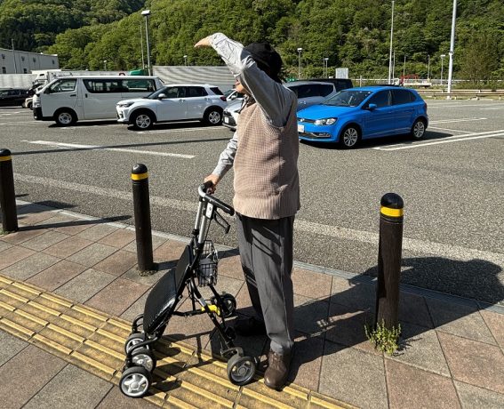 「動く車内では怖くて飲めない」93歳、食欲旺盛で歯も丈夫な父の“嚥下機能の低下” 見落としてしまった盲点と娘の後悔