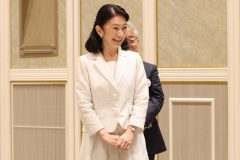 「特別研究員―RPD研究交流会」の懇談会に出席される秋篠宮妃紀子さま（2026年7月28日、撮影／JMPA）