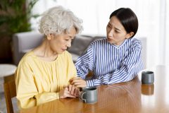 介護の始まりに備える7つのチェックと知っておきたい8つの行動「介護の予兆を早めに捉えることが大切」【介護相談のプロ・川上由里子さん】