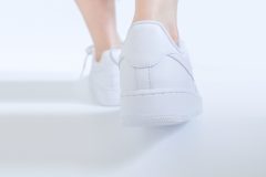 歩いている足元