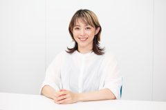 岩佐真悠子さん